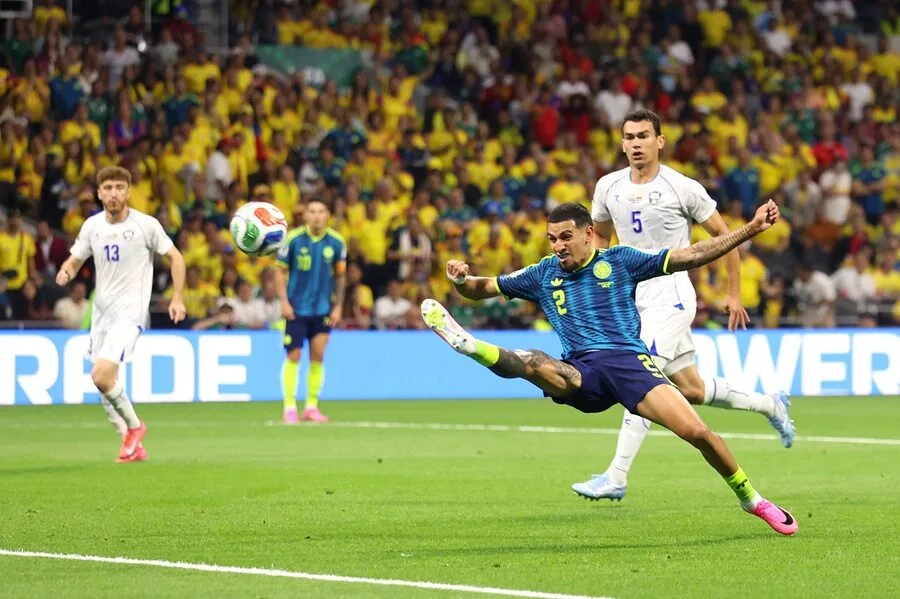 Colombia celebra el triunfo 3-1 ante Uzbekistán en el Grupo K del Mundial 2026
